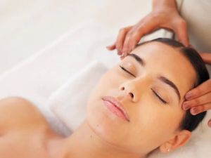 Discover Local Spas Offering Personalized Skincare Consultations