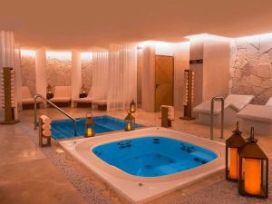 Discover the Best Spas with Water Therapy Experiences Across the US