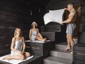 What to Wear During a Professional Spa Session: Practical Tips for the Perfect Attire