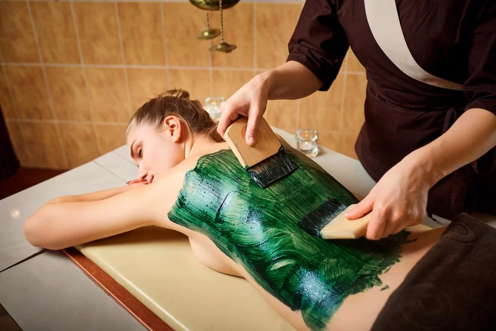 Discover the Unique Benefits of Seaweed Wraps at Spas for Radiant Skin and Wellness