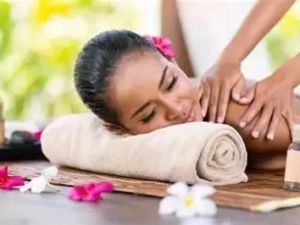 Benefits of Spa Treatments for Boosting Skin Hydration Naturally