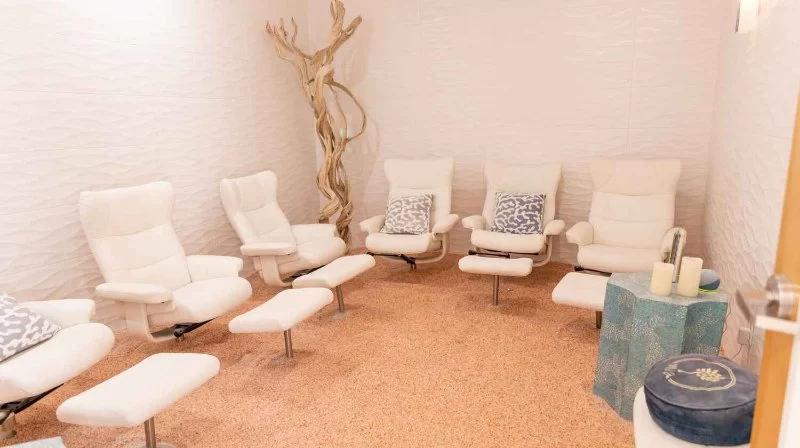 Benefits of Salt Therapy in Spas: Breathe Easier, Feel Better